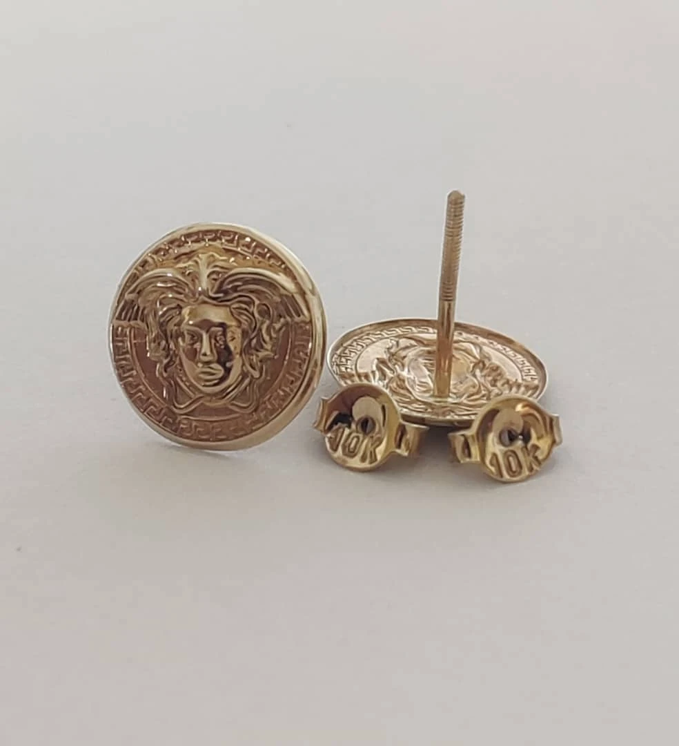 Aretes Versace (Cifrados)'s foto | Michel Joyería Holguín |  BizneCubano